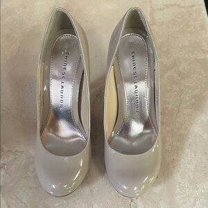 Chinese Laundry Glossy Beige Heels Size 6 1/2